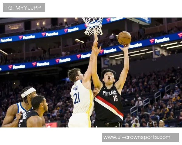 开拓者本赛季三次战胜勇士场均迫使对手失误19次展现强大实力